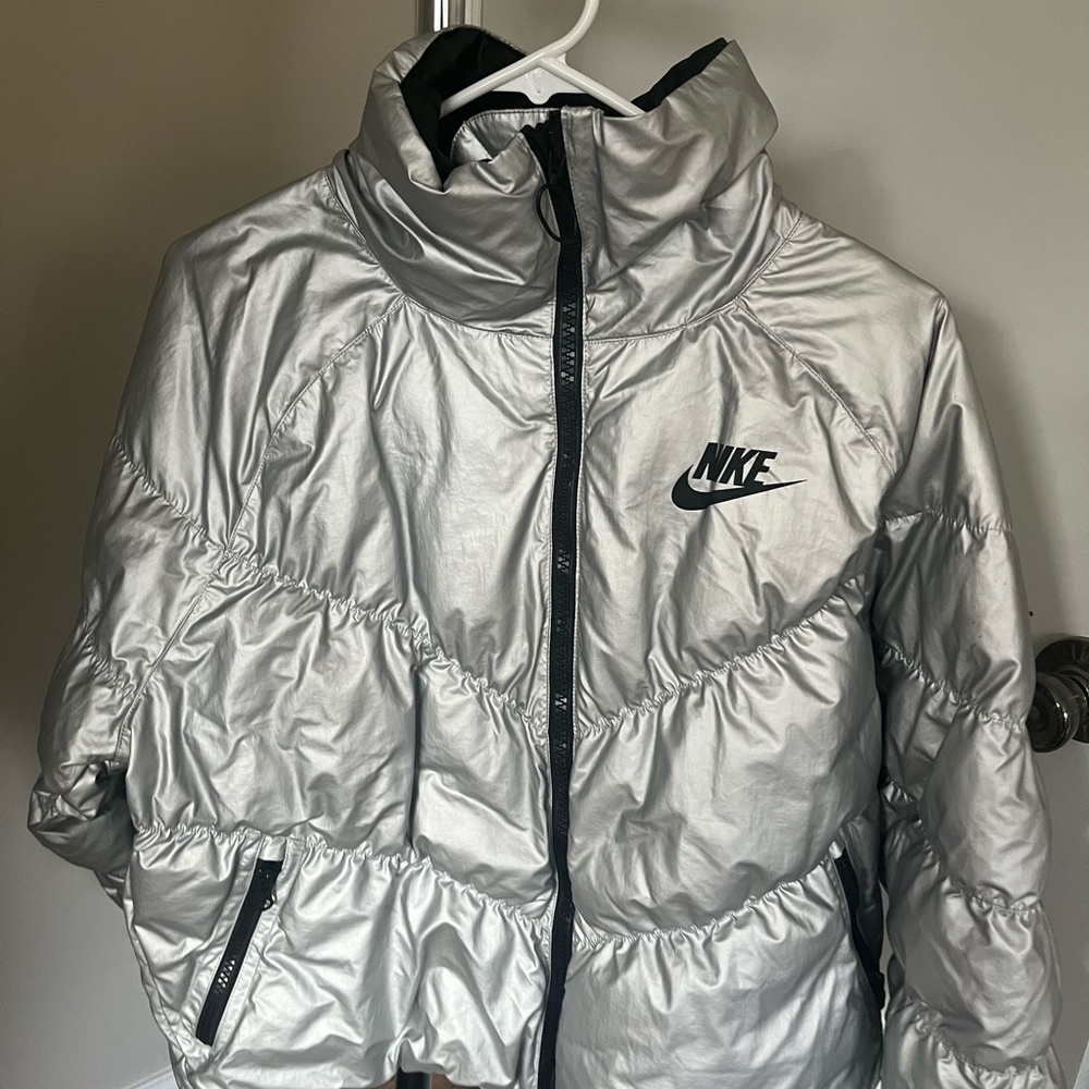 Nike silver puffer